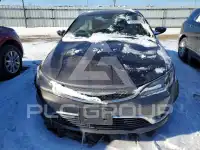 2015 Chrysler 200 фото