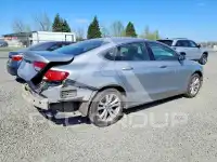 2015 Chrysler 200 photo