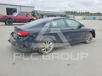 2015 Chrysler 200 photo
