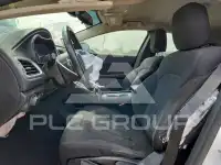 2015 Chrysler 200 photo