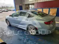2015 Chrysler 200 photo