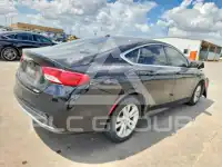 2015 Chrysler 200 фото