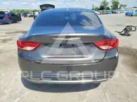 2015 Chrysler 200 фото