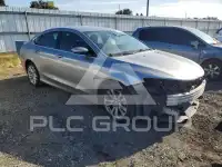 2015 Chrysler 200 photo