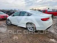2015 Chrysler 200 photo