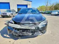 2015 Chrysler 200 фото