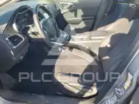 2015 Chrysler 200 photo