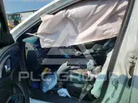 2015 Chrysler 200 photo