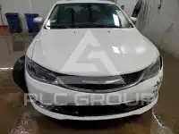 2015 Chrysler 200 фото