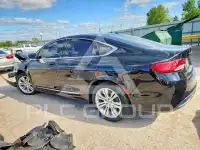 2015 Chrysler 200 фото