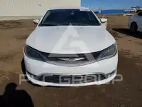 2015 Chrysler 200 фото