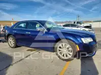 2015 Chrysler 300 фото