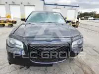 2015 Chrysler 300 фото
