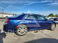 2015 Chrysler 300 фото