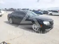 2015 Chrysler 300 photo
