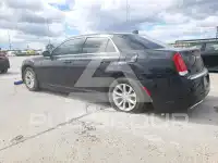 2015 Chrysler 300 photo