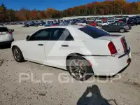 2015 Chrysler 300 фото