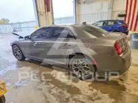 2015 Chrysler 300 фото