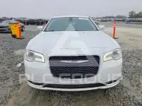 2015 Chrysler 300 фото