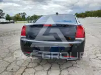2015 Chrysler 300 фото