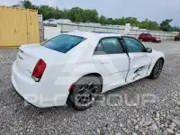 2015 Chrysler 300 фото