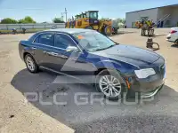 2015 Chrysler 300 photo