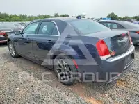 2015 Chrysler 300 photo
