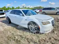 2015 Chrysler 300 фото