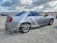 2015 Chrysler 300 фото