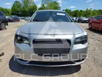 2015 Chrysler 300 фото