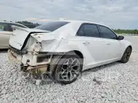 2015 Chrysler 300 photo