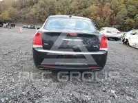 2015 Chrysler 300 фото