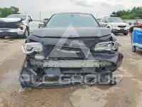 2015 Chrysler 300 photo