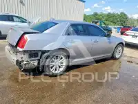 2015 Chrysler 300 фото