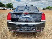 2015 Chrysler 300 фото