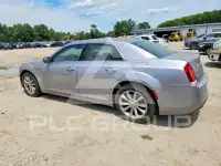 2015 Chrysler 300 фото
