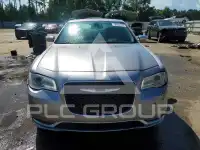 2015 Chrysler 300 фото