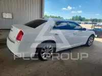 2015 Chrysler 300 фото
