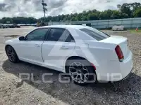 2015 Chrysler 300 фото