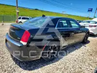 2015 Chrysler 300 фото