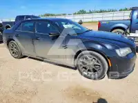 2015 Chrysler 300 фото