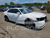 2015 Chrysler 300 фото