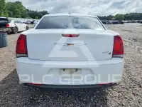 2015 Chrysler 300 фото
