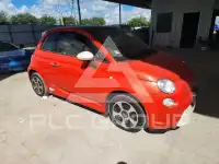 2015 Fiat 500 photo