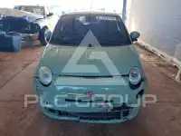 2015 Fiat 500 фото