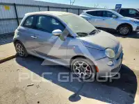 2015 Fiat 500 фото