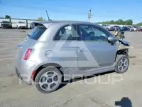 2015 Fiat 500 фото