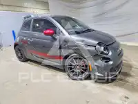 2015 Fiat 500 фото