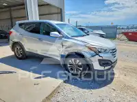 2015 Hyundai Santa Fe photo