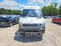 2015 Mercedes Benz Sprinter photo